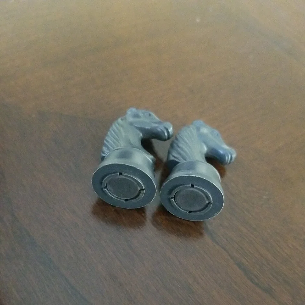 Radio Shack Chess Champion 2150L Replacement‎ Parts Dark Set Of 2 Knights